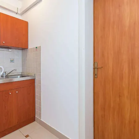 Apartment In - Insel 41302 Vir