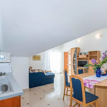 In - Insel 41302 Apartment Vir